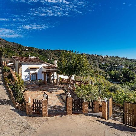 Amazing Home In Frigiliana With Kitchen 외부 사진