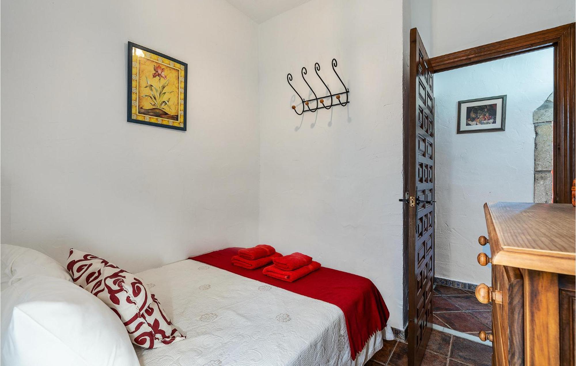 Amazing Home In Frigiliana With Kitchen 외부 사진
