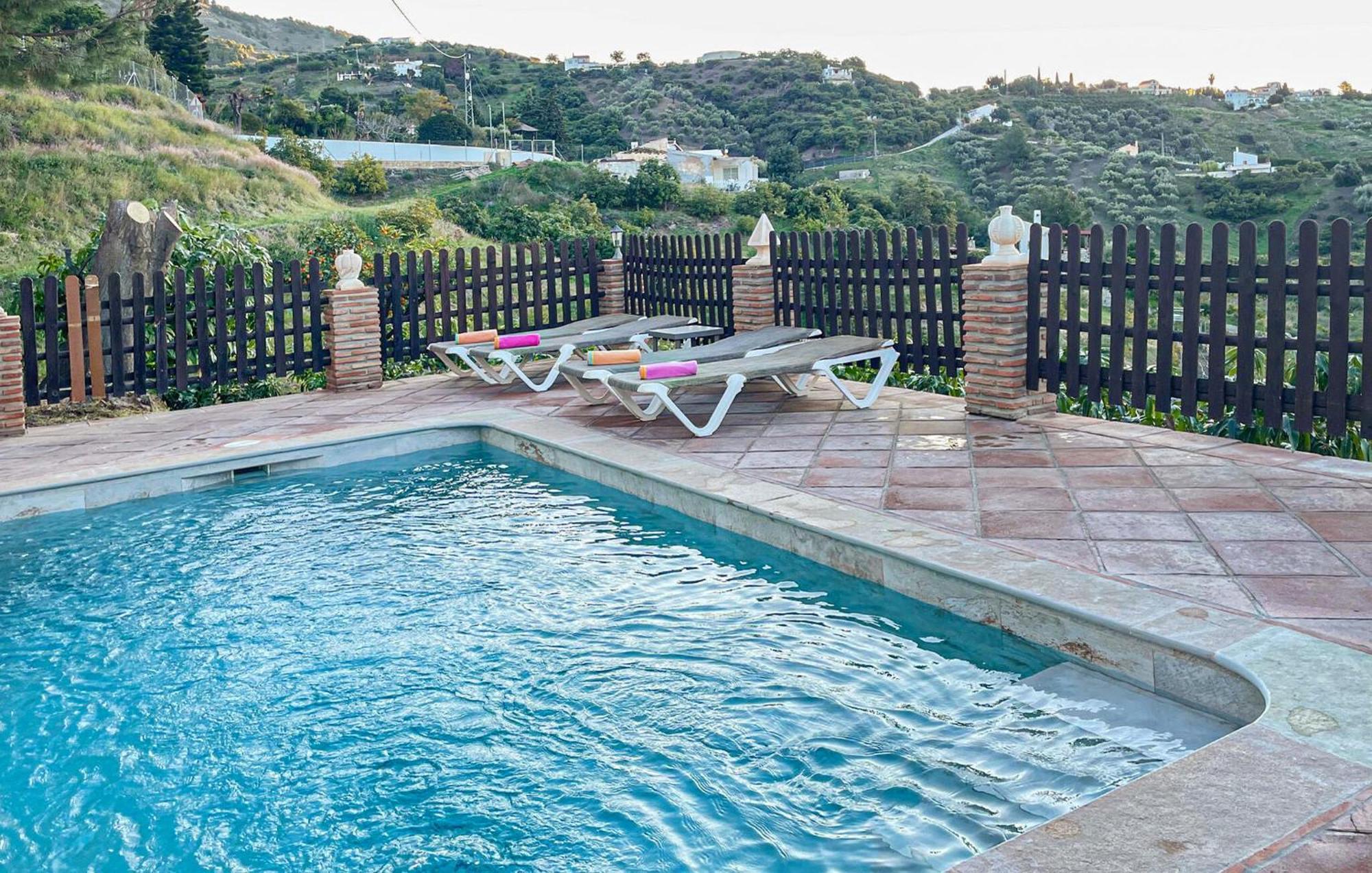 Amazing Home In Frigiliana With Kitchen 외부 사진